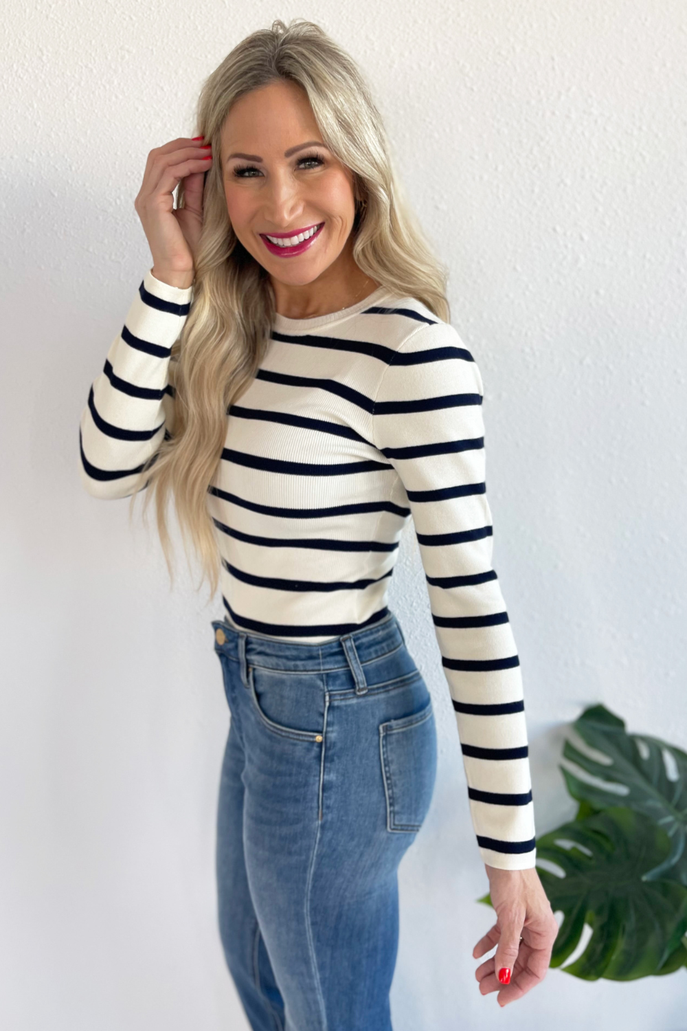 Round Neck Long Sleeve Stripe Knit Bodysuit