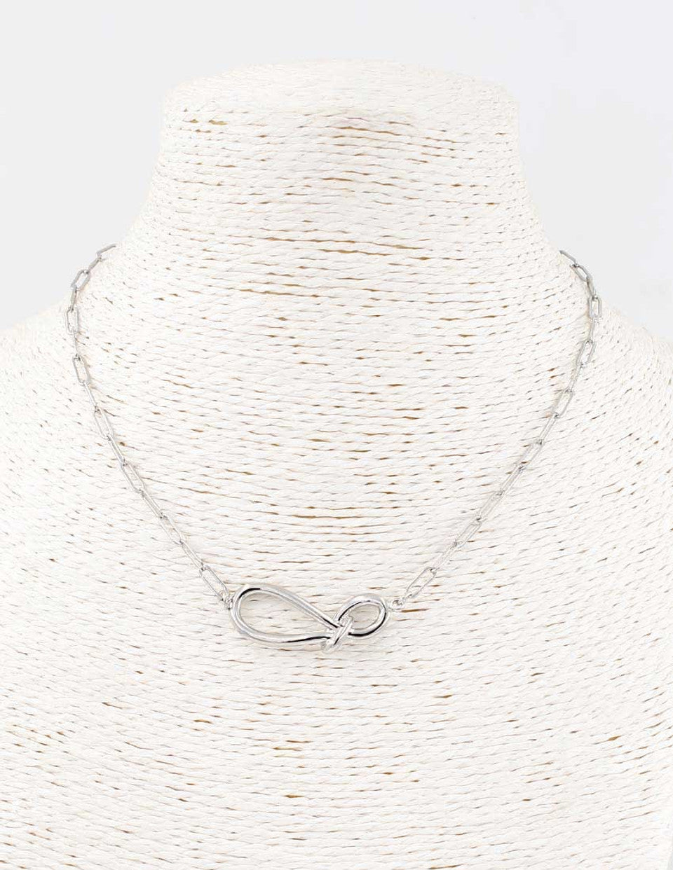 Twist-Pendant Small Chain Necklace