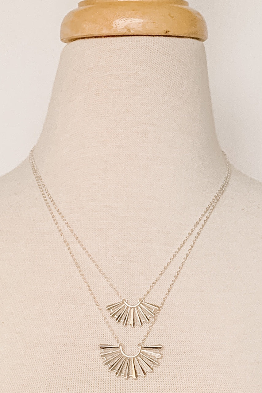 Double Metal Fan Necklace